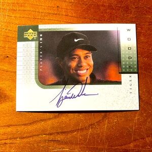 2001 Tiger Woods Upper Deck SP Player Ink Authentic Stars Rookie Facsimile Auto